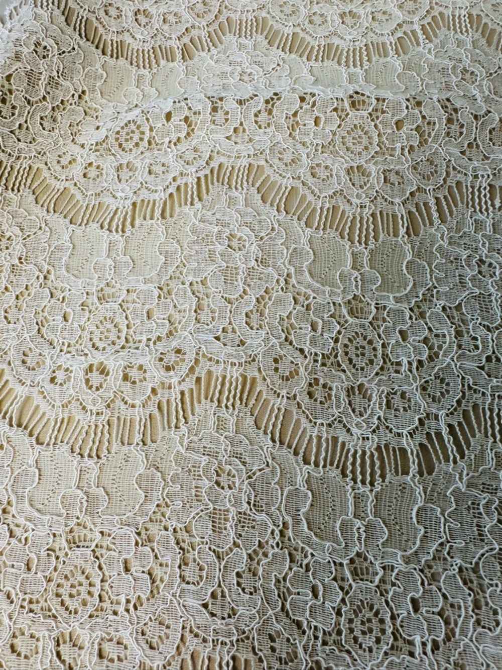 Hazelhaze Sleeveless Cream Lace Top Size Large - Picture 7 of 10